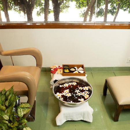 Готель Naad Wellness Соніпат Екстер'єр фото