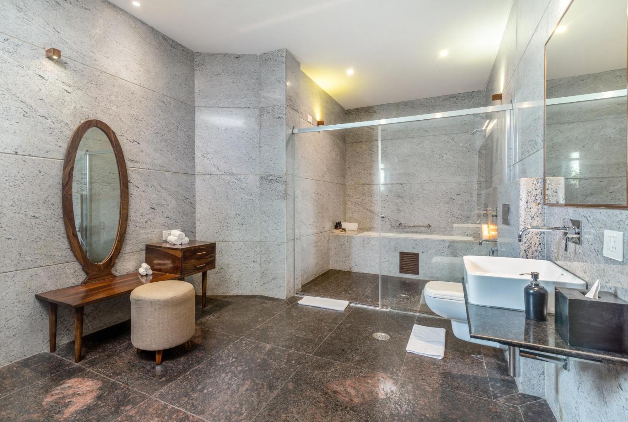 Готель Naad Wellness Соніпат Екстер'єр фото